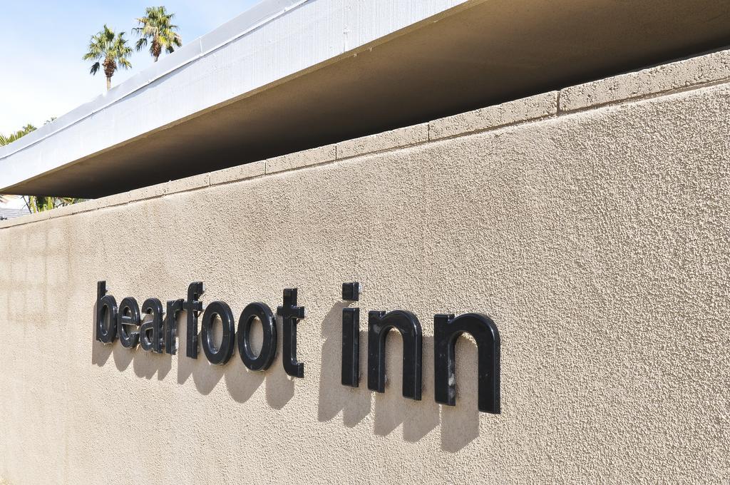 Bearfoot Inn - Clothing Optional Hotel For Gay Men Палм-Спрингс Экстерьер фото